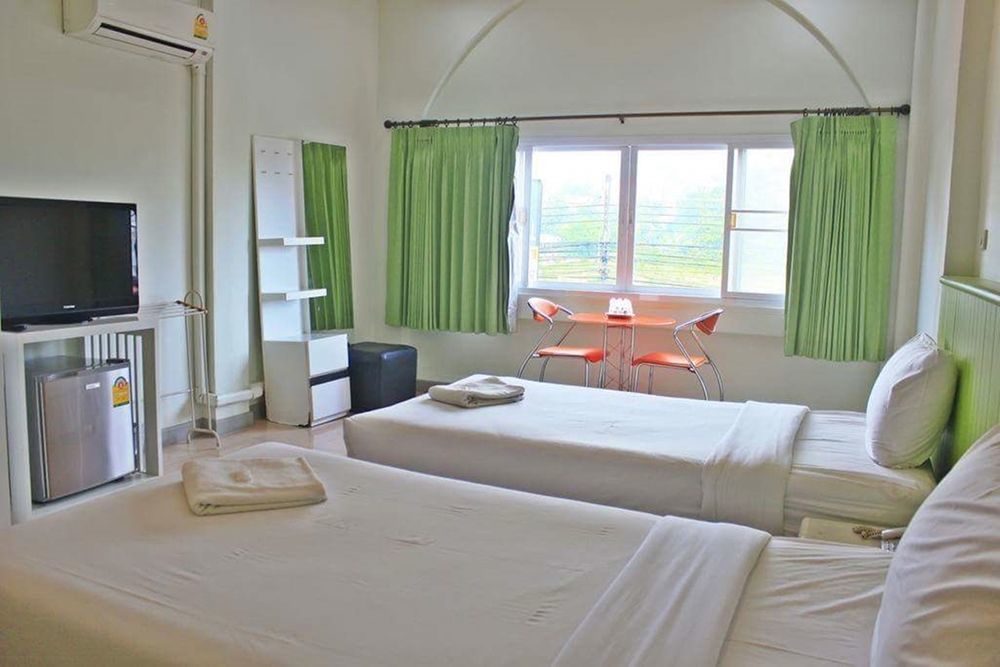 Nine Inn @ Town Phuket Екстериор снимка